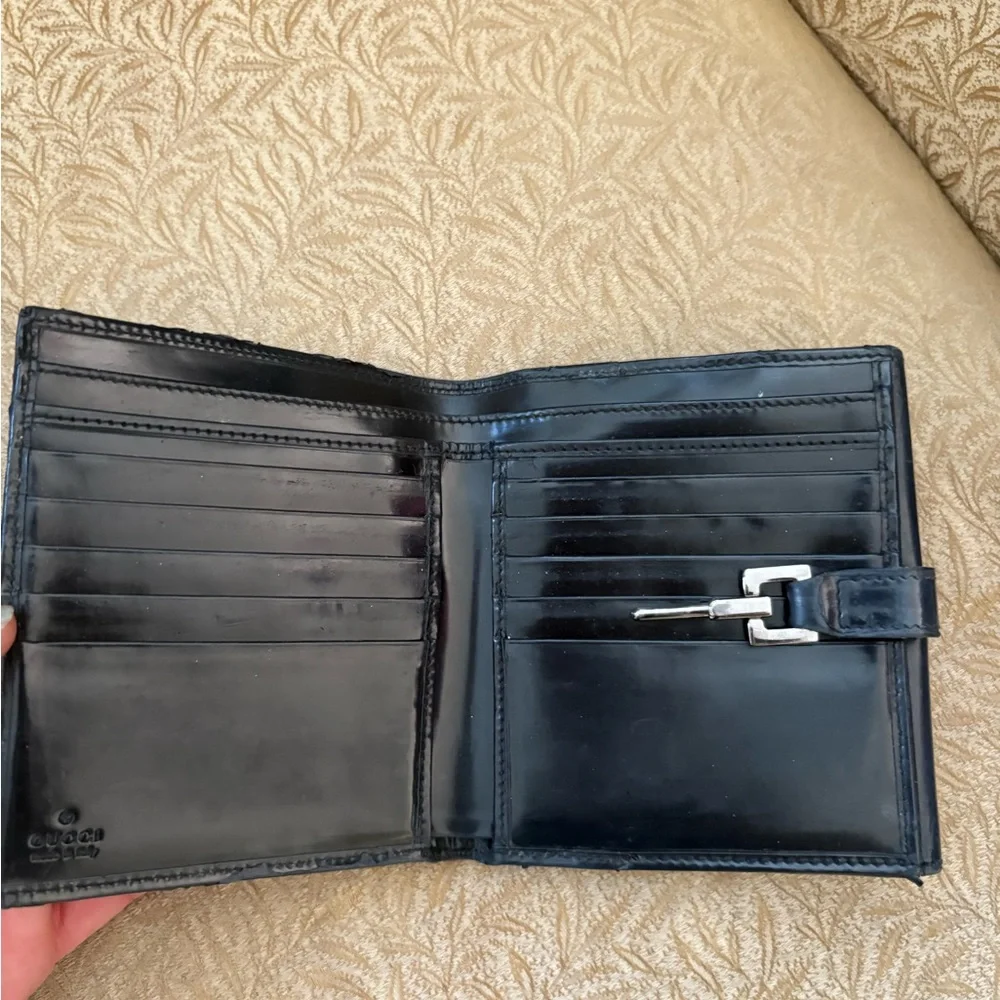 Gucci Jackie Vintage Leather Wallet with Silver Hardware - Picture 5 of 10